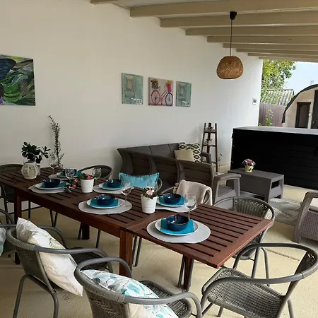 Kekpillango Vendeghaz,