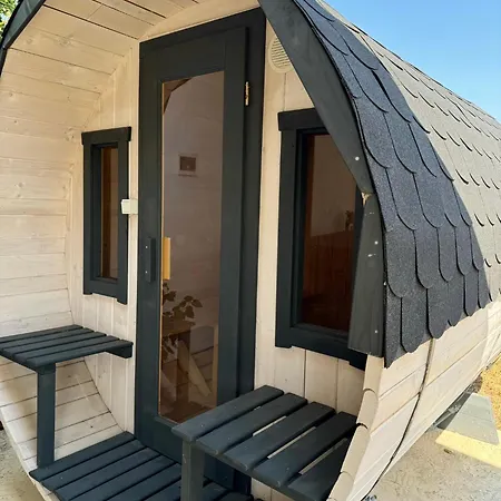 Tatil Evi Kekpillango Vendeghaz, *